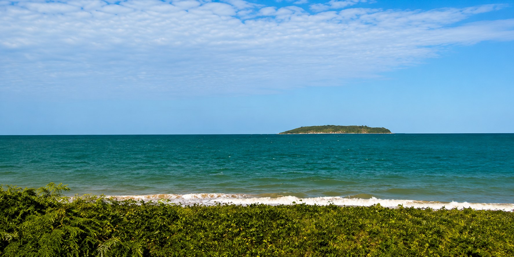 Vista do mar em Itaoca